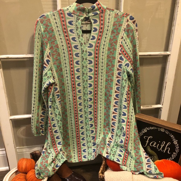 Knit top - Picture 2 of 2